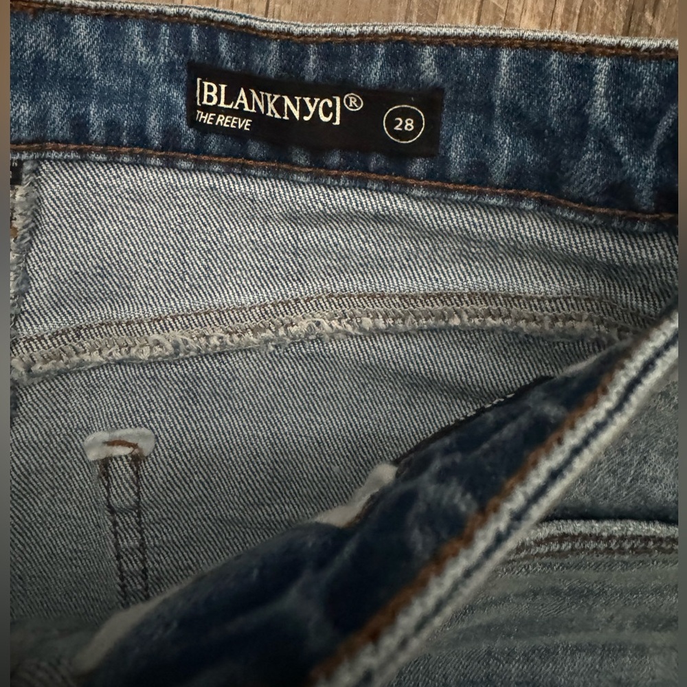 NWT Blank NYC The Reeve High Rise Ribcage Shorts - Picture 4 of 6